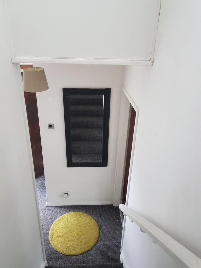 4 Mereside Walk Manchester Exterior foto